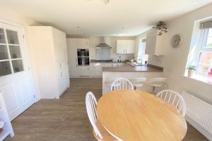 Photo 19- click for photo gallery